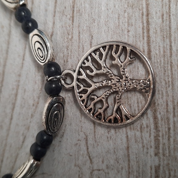 Tree of Life Charm Stretch Bracelet White Semi-Precious Natural Stone Stretch - Picture 3 of 3